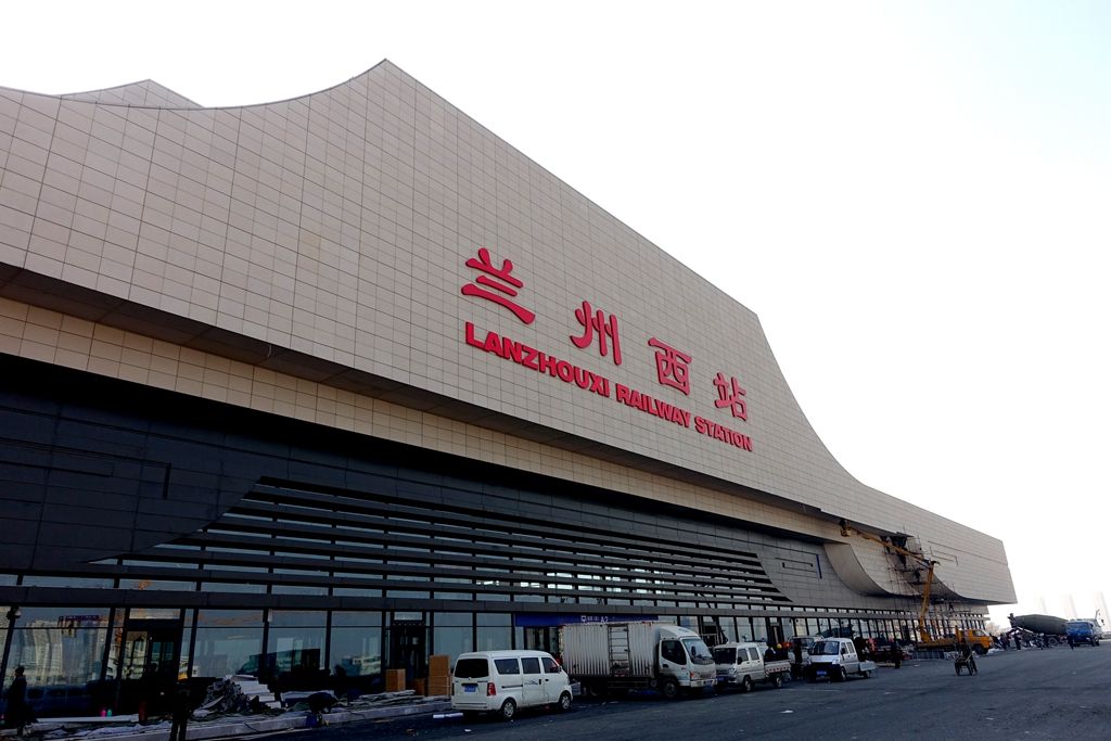 2014年完成兰州西站客车上水设备项目施工