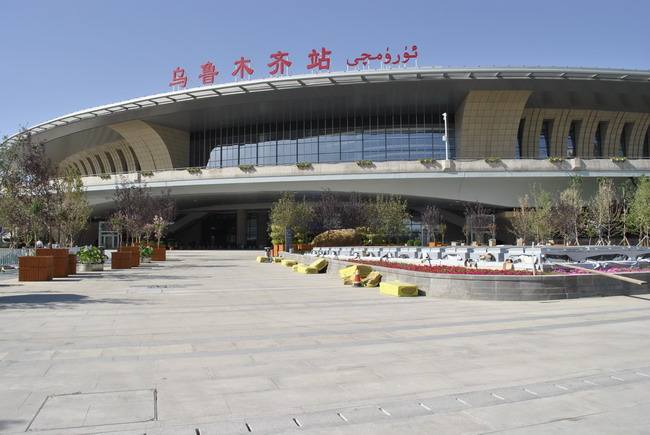 2014年完成乌鲁木齐新客站上水设备项目施工